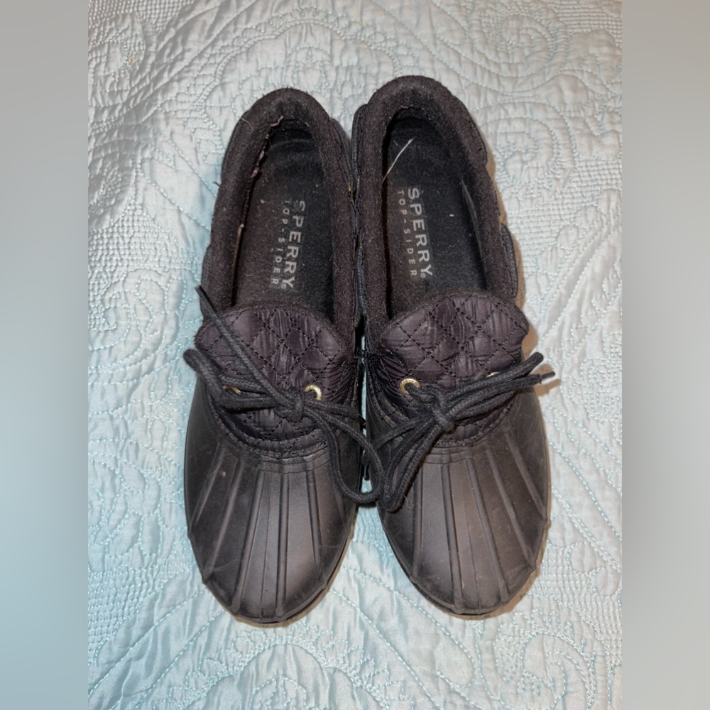 Sperry low duck boots size 7.5